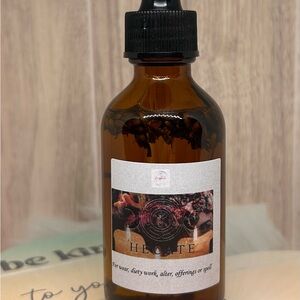 Hecate Sacred Ritual Oil | Altar Oil | Spellcrafting | Witchcraft | Cand…